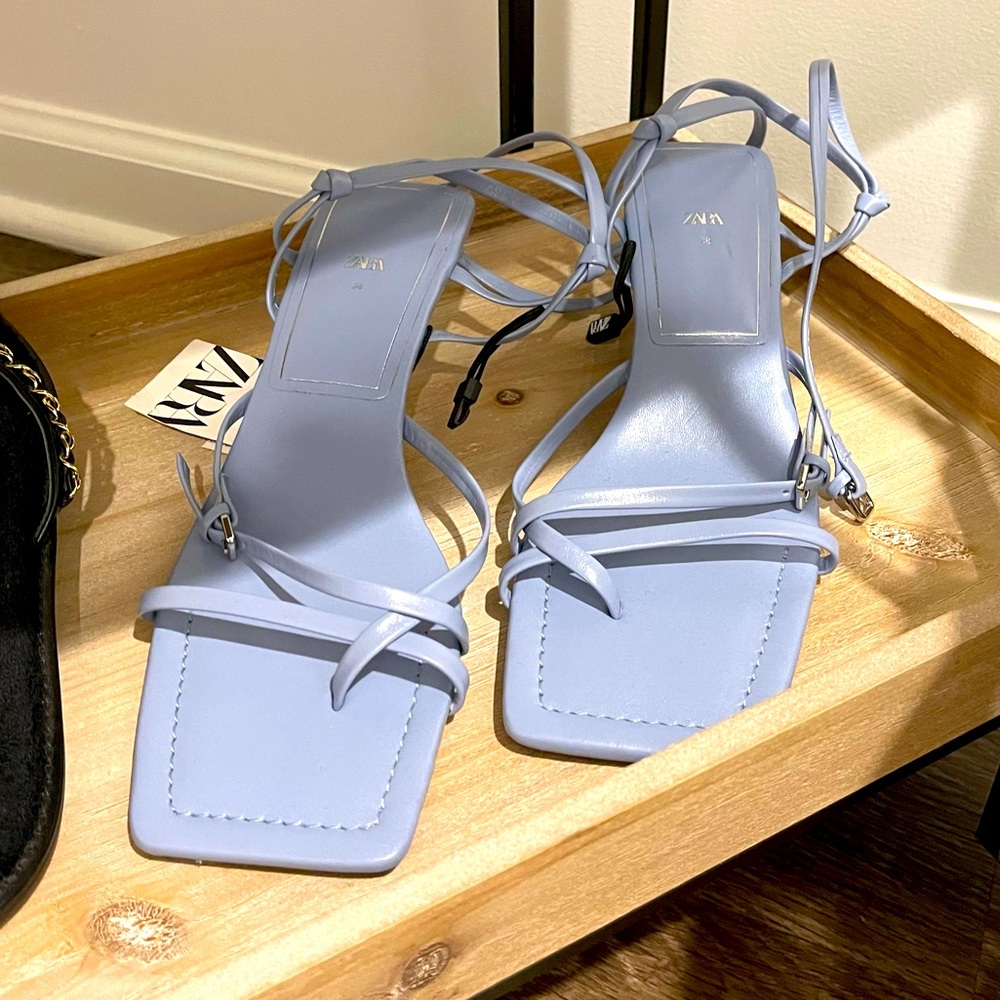 New Zara Heels 🦋 Zara Light Blue Leather Sandal Heels 🦋 Size 7.5 🦋 New!